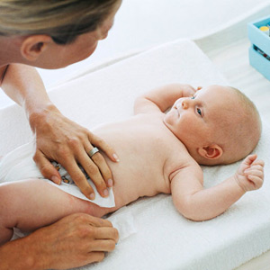 新生兒臍帶護理及常見問題