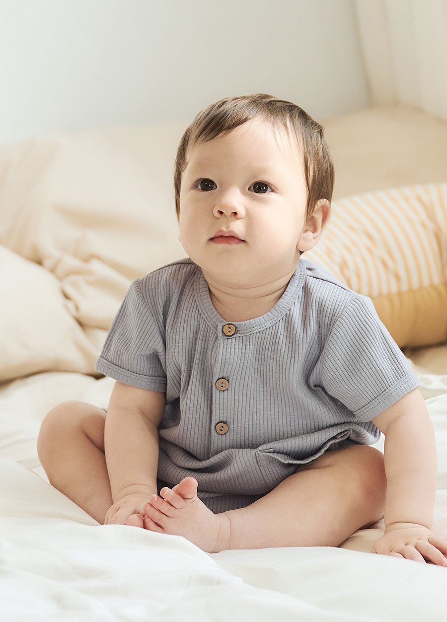 BABY坑條連身包屁衣