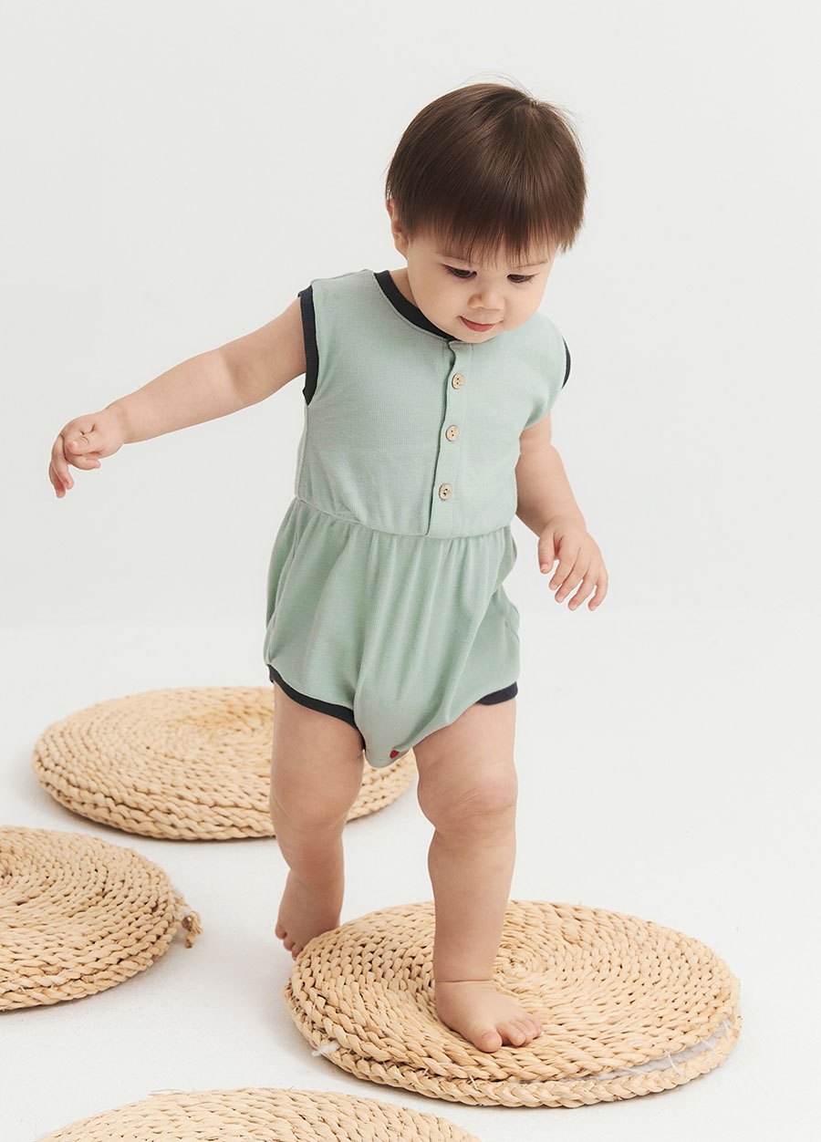 BABY撞色剪接連身包屁衣