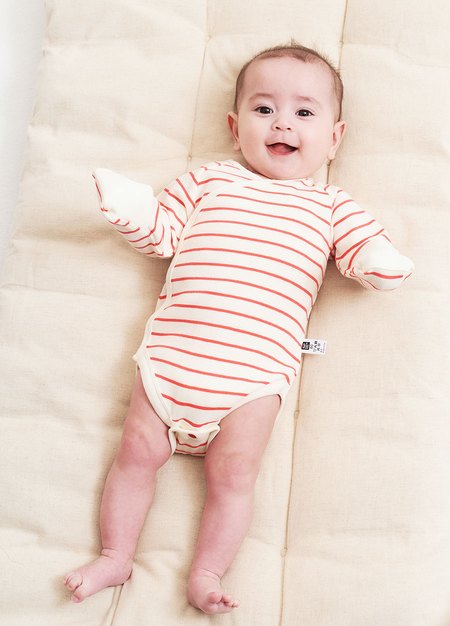 新生兒Q彈橫紋長袖包屁衣