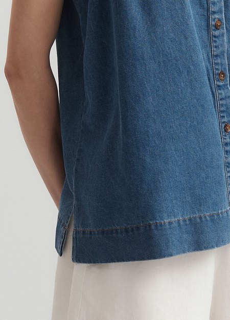 水洗牛仔無袖抽縐孕哺上衣