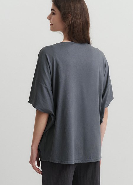 迪士尼小熊維尼寬鬆孕哺罩衫