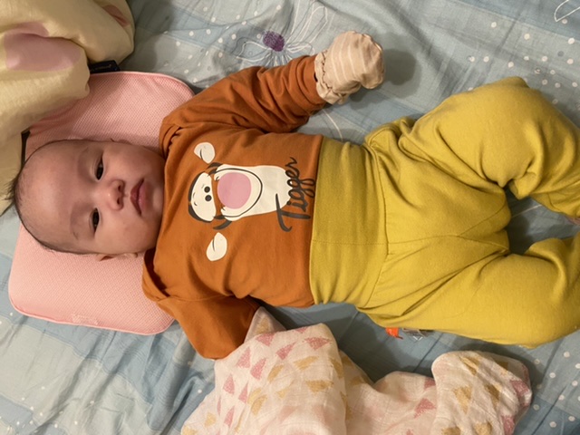 迪士尼長袖包屁衣 迪士尼長袖包屁衣