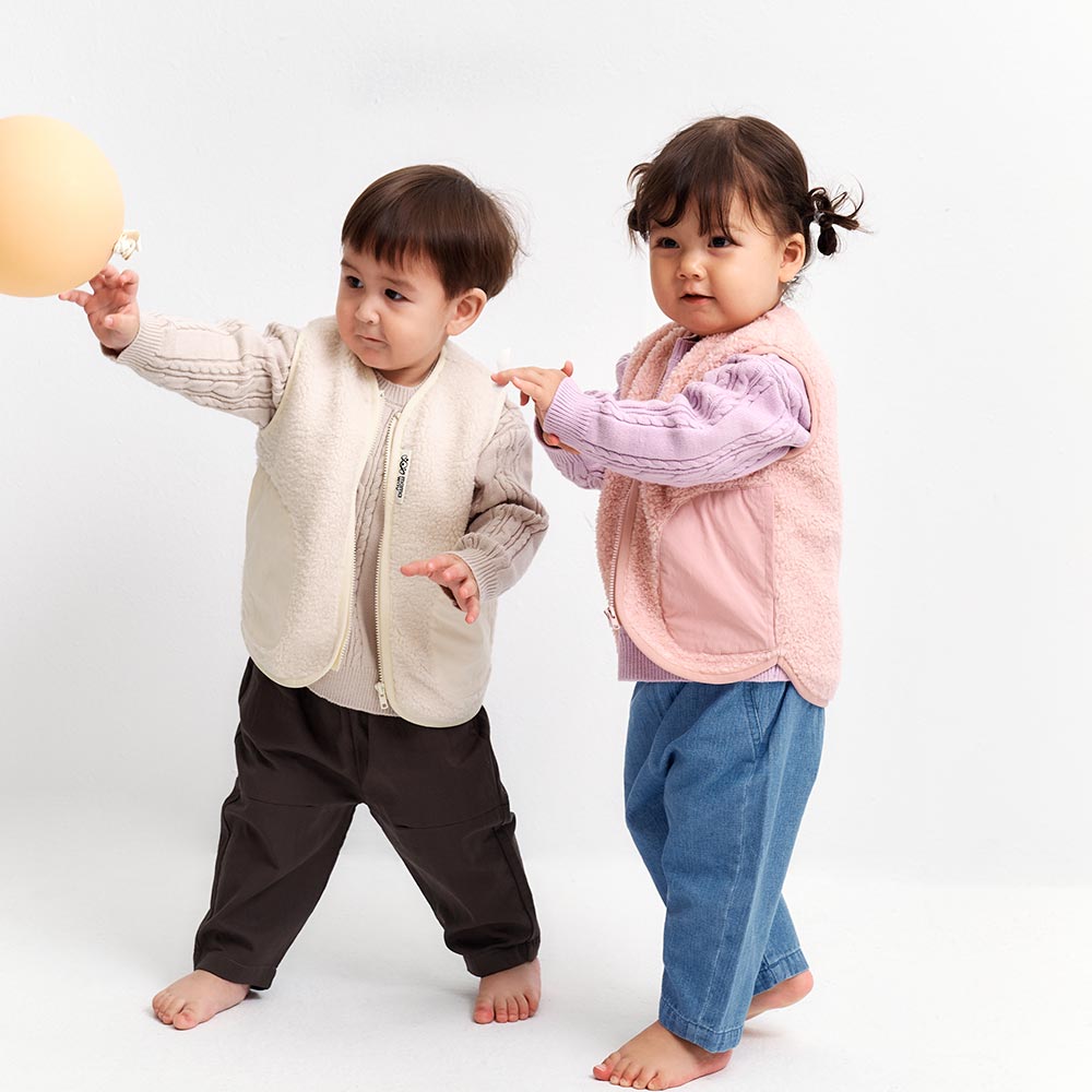 BABY 刷毛拼接背心