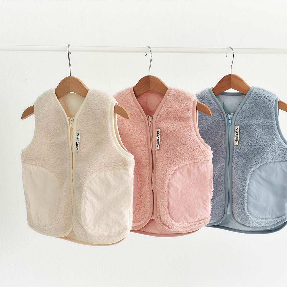 BABY 刷毛拼接背心