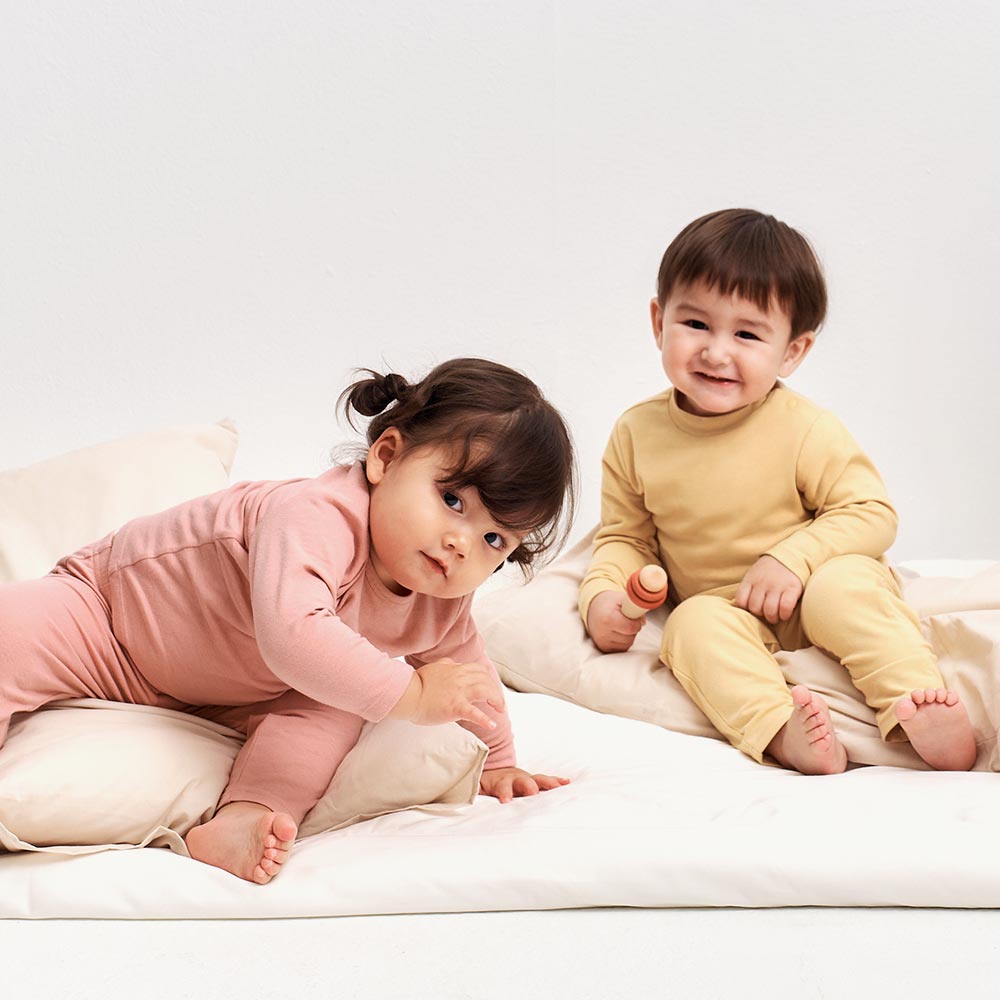 BABY 蓄熱保暖立領上衣