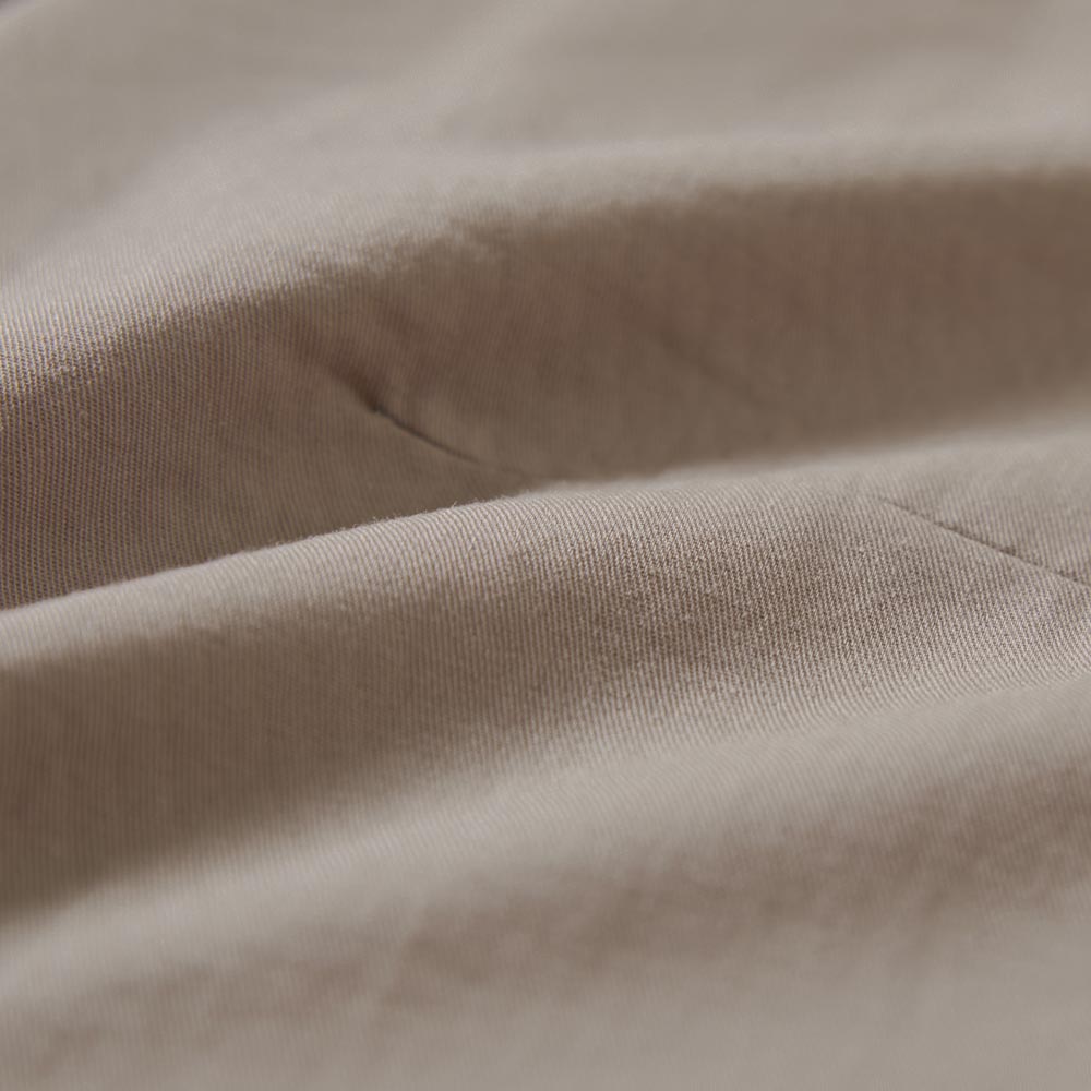 BABY 剪接錐形褲