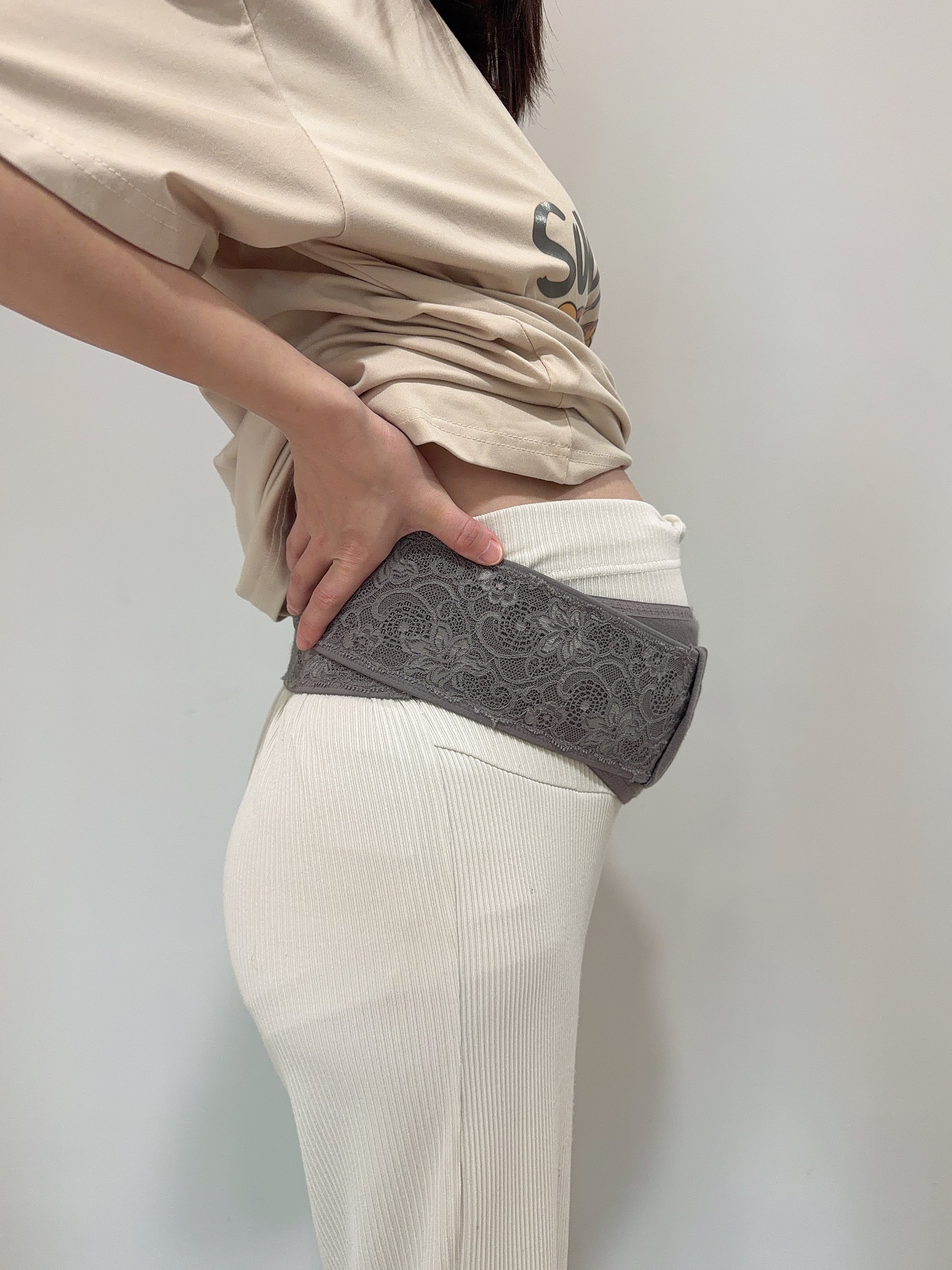 托腹帶使用近照 托腹帶使用近照