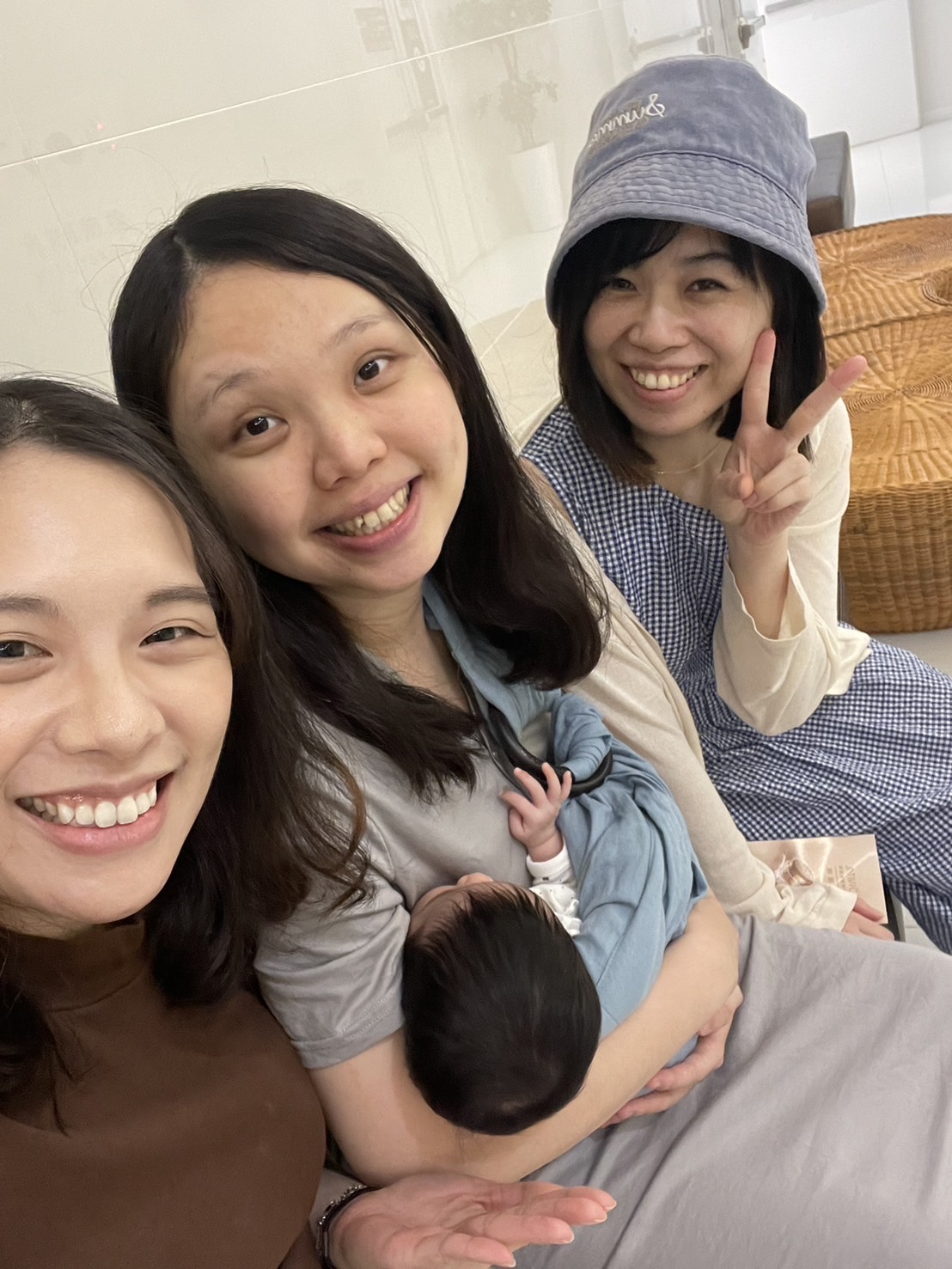 揹巾不僅解放雙手,這款還方便哺乳!! 揹巾不僅解放雙手,這款還方便哺乳!!