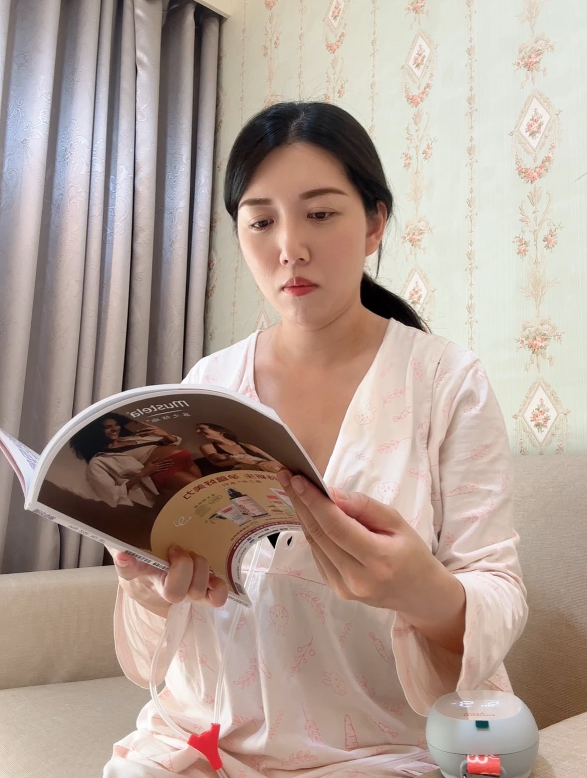 擠奶的時候可以看書 擠奶的時候可以看書