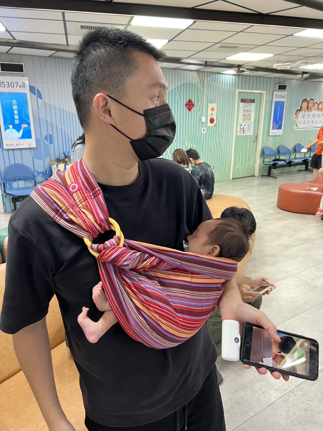 媽媽餵揹巾還有各種背法應付不同情境需求